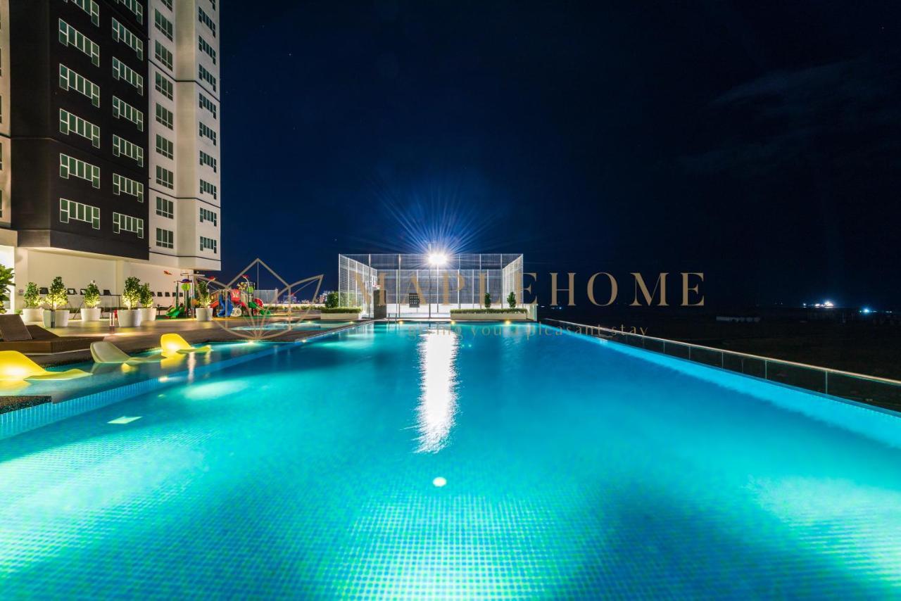 Amber Cove Premier Suites Melaka Extérieur photo