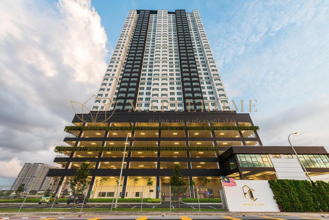 Amber Cove Premier Suites Melaka Extérieur photo